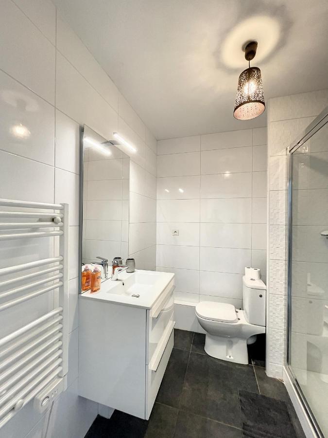 City & Cosy, Lyon Charcot- Wifi - Lave Linge - Balcon - Parking מראה חיצוני תמונה