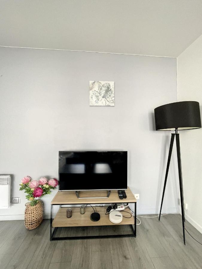 City & Cosy, Lyon Charcot- Wifi - Lave Linge - Balcon - Parking מראה חיצוני תמונה