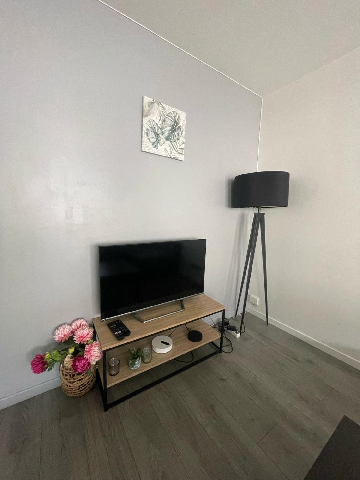 City & Cosy, Lyon Charcot- Wifi - Lave Linge - Balcon - Parking מראה חיצוני תמונה